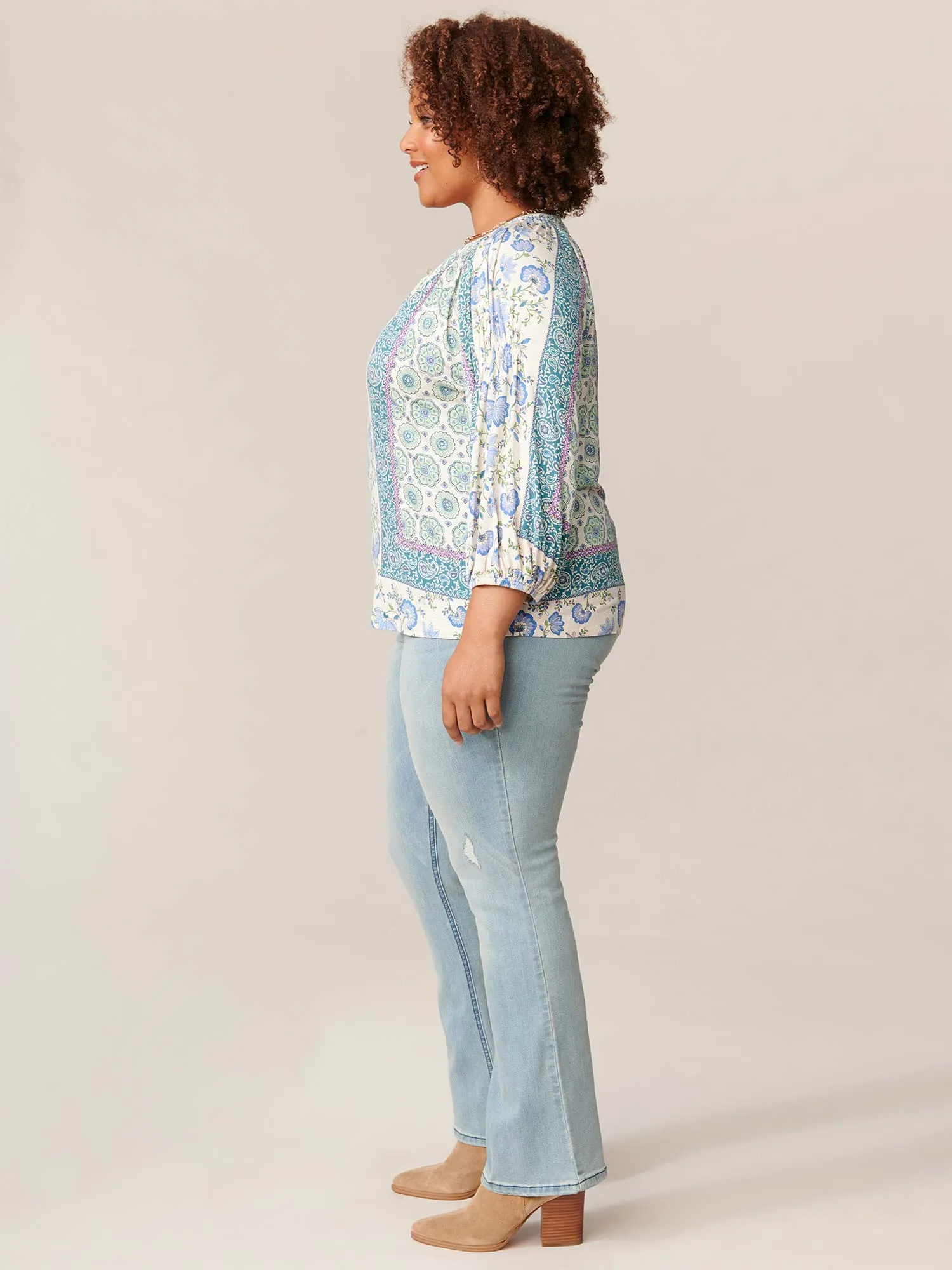 3/4 Blouson Sleeve Split Neck Printed Knit Plus Top