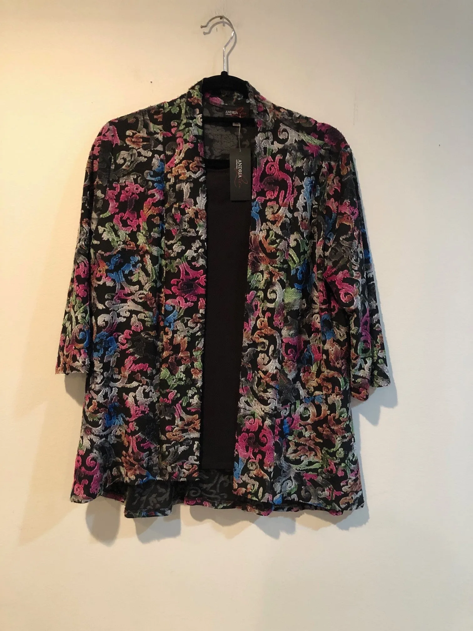 Absolutely! Here’s a more optimized title for your e-commerce product:

**Andria Lieu Kayla Set - Stylish Womens Two-Piece Outfit SW-628, Sizes 860 & 8604P**

This title includes relevant keywords and modifiers to better describe the product and improve searchability.