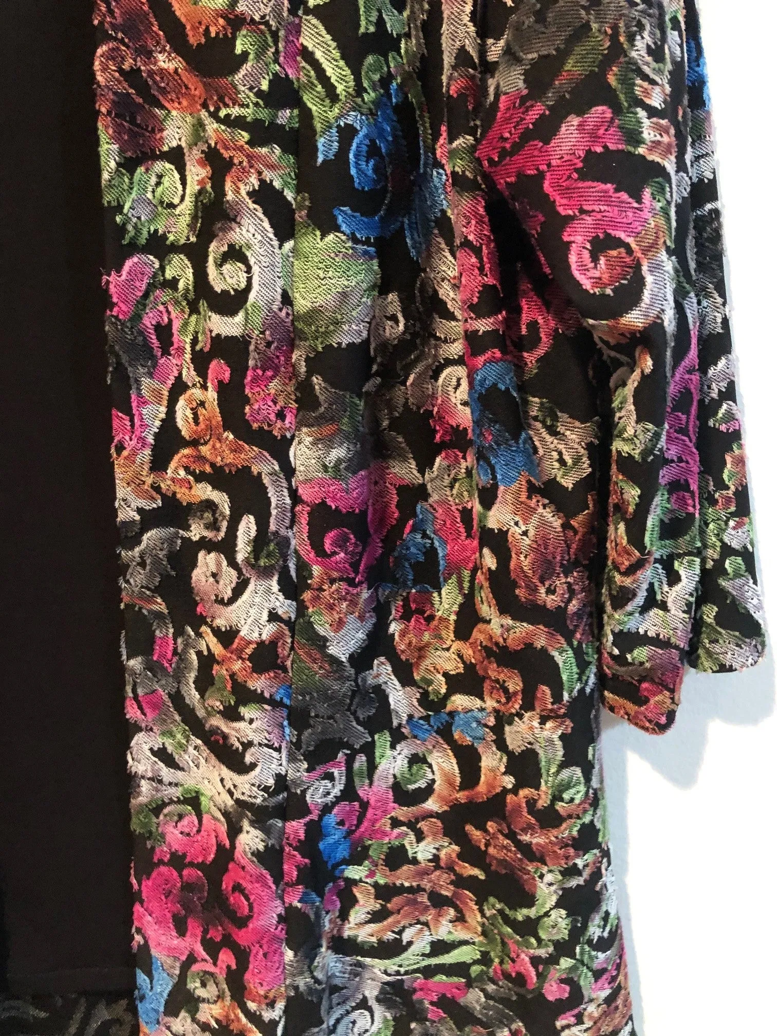 Absolutely! Here’s a more optimized title for your e-commerce product:

**Andria Lieu Kayla Set - Stylish Womens Two-Piece Outfit SW-628, Sizes 860 & 8604P**

This title includes relevant keywords and modifiers to better describe the product and improve searchability.