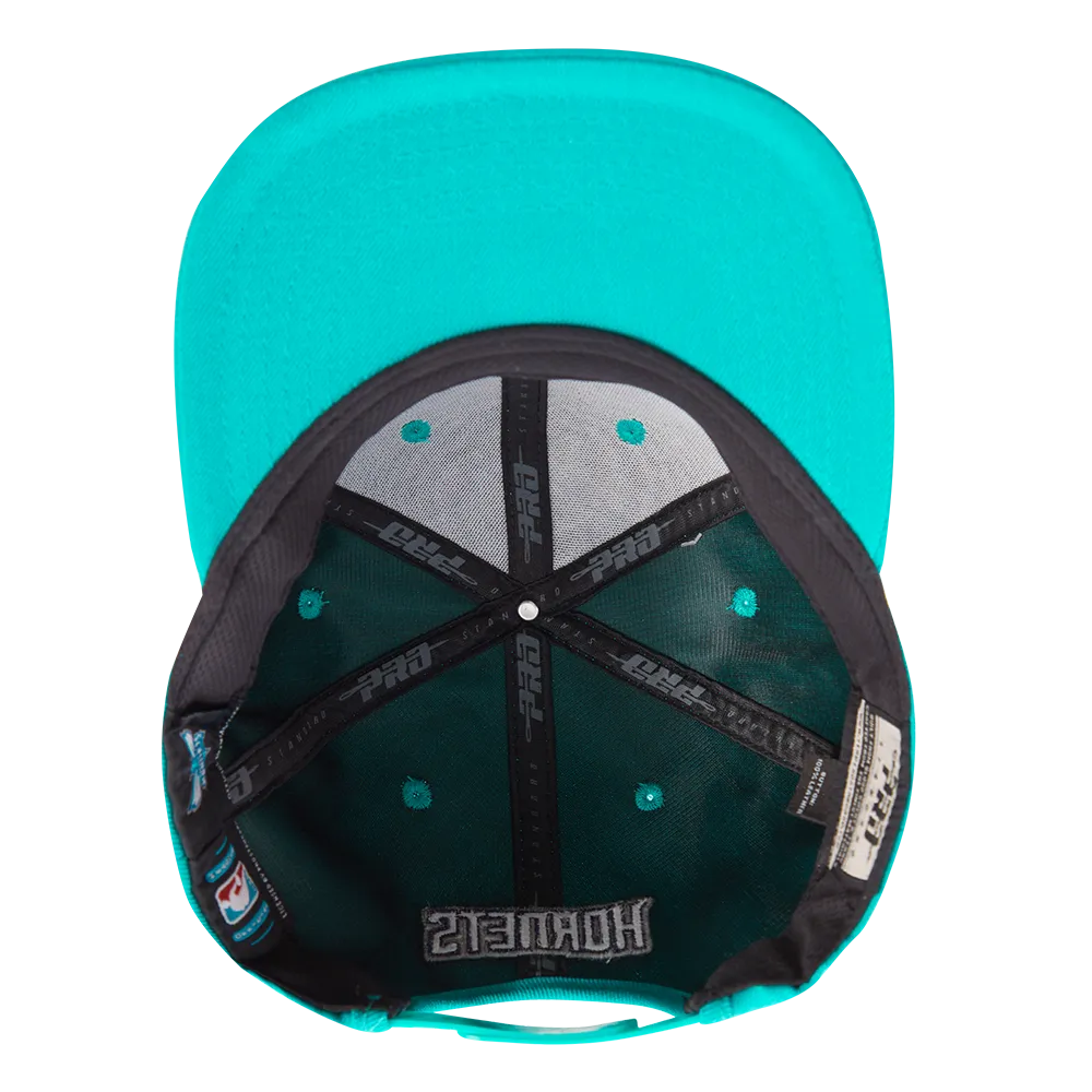 CHARLOTTE HORNETS STACKED LOGO WOOL SNAPBACK HAT (TEAL)