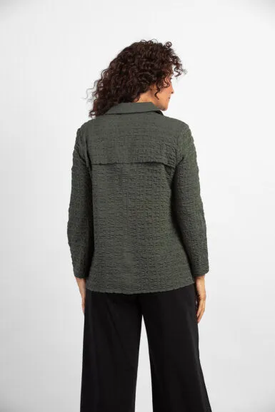 60% Off! Habitat Sale: Womens 23730 Solid Lapped Seam Tunic Shirt - Stylish & Comfortable