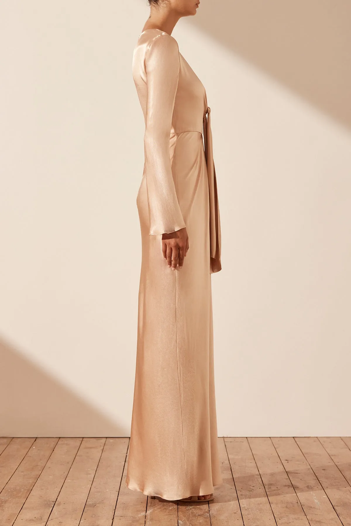 LA LUNE PLUNGED TIE FRONT MAXI DRESS - DESERT ROSE