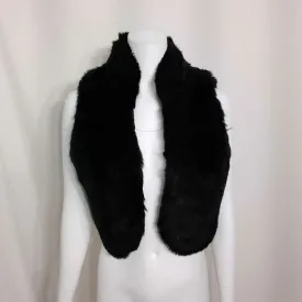 NWT DAISY FUENTES BLACK FAUX FUR SHORT VEST SIZE MEDIUM TCC