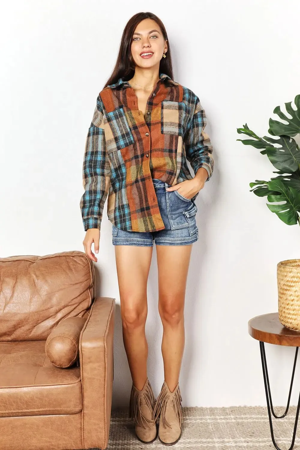 Plaid Curved Hem Shirt Jacket with Breast Pockets | Chic & Stylish Layering