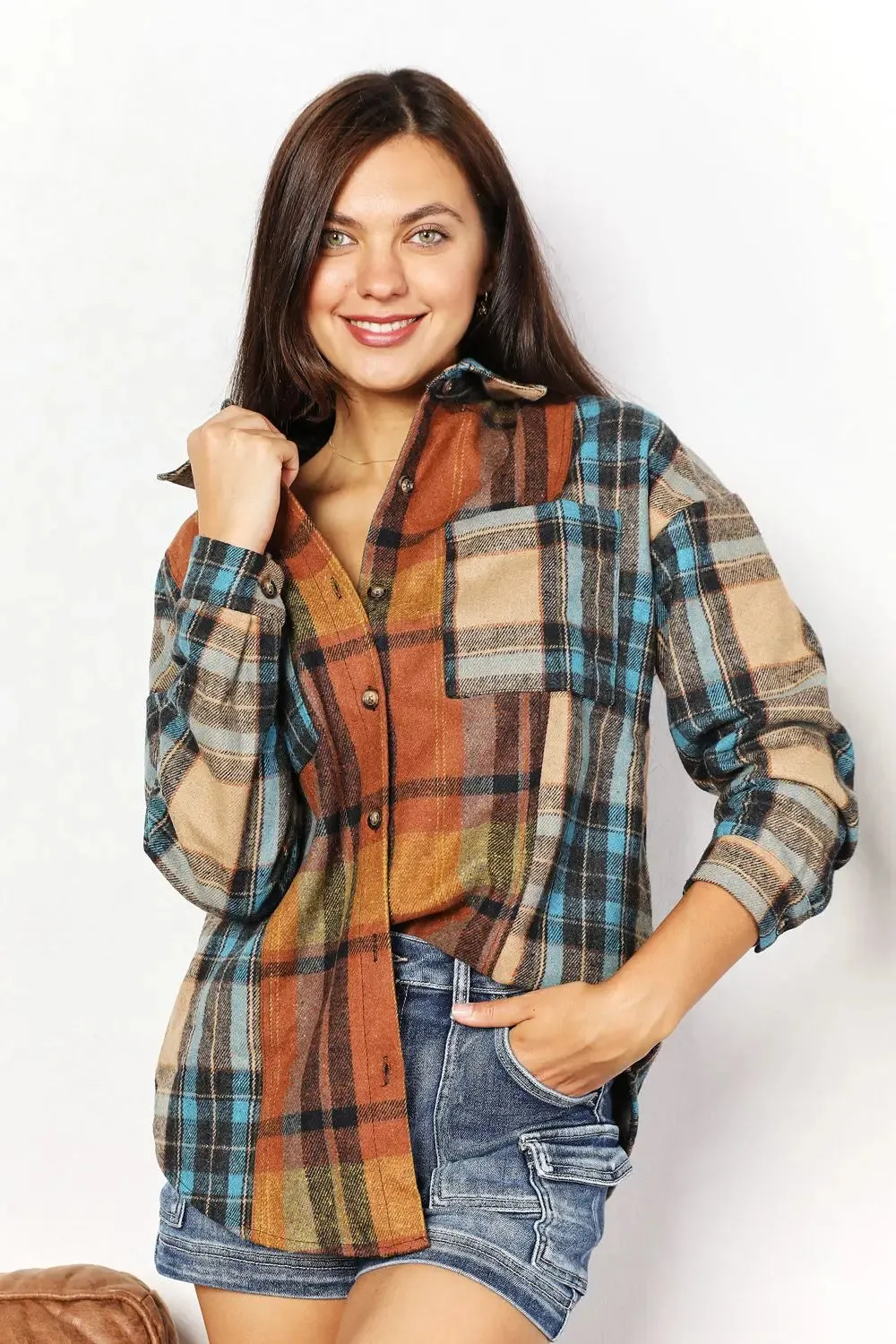 Plaid Curved Hem Shirt Jacket with Breast Pockets | Chic & Stylish Layering